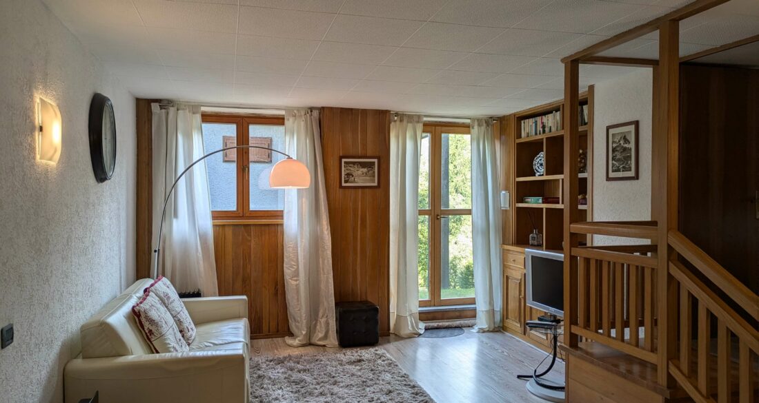 Charmant appartement de deux pièces rénové